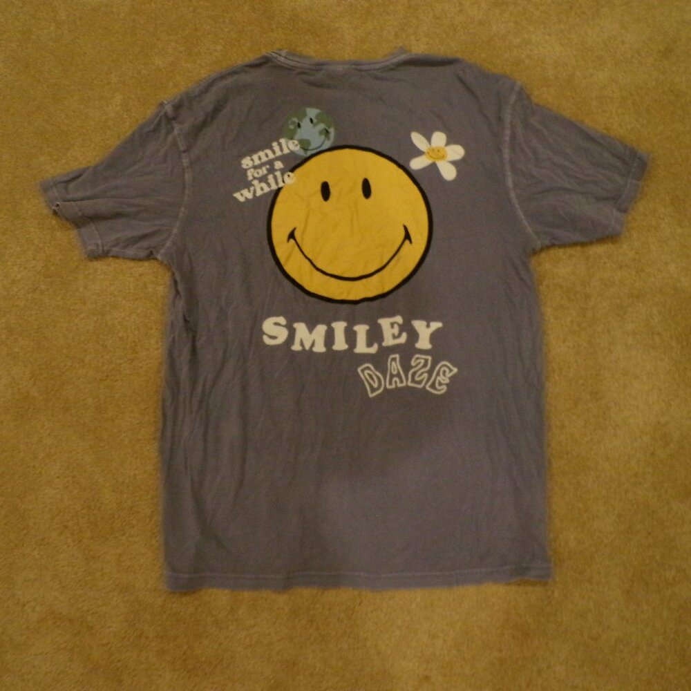 Cotton On "Smiley Daze" Tshirt